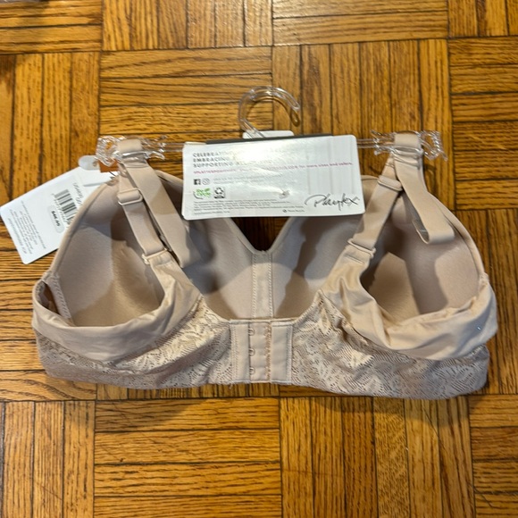 Playtex Secrets full coverage wire free ultra soft comfort bra small #4830 beige - Picture 2 of 2